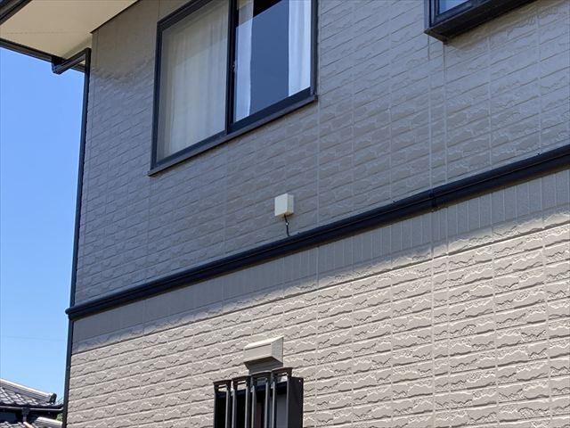 家庭用平面アンテナ+アンテナ端子増設工事