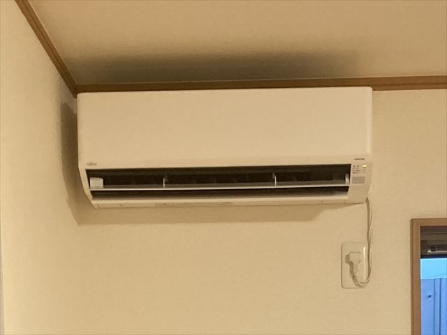 家庭用エアコン3台・アンテナ設置工事
