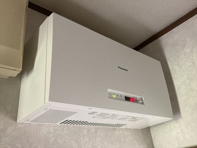 家庭用PCS(パワーコンディショナー)交換+シーリング化工事