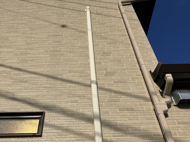 家庭用エアコン設置(3台)、平面アンテナ設置工事