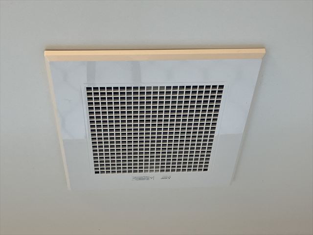 千葉県柏市 家庭用浴室換気扇交換工事