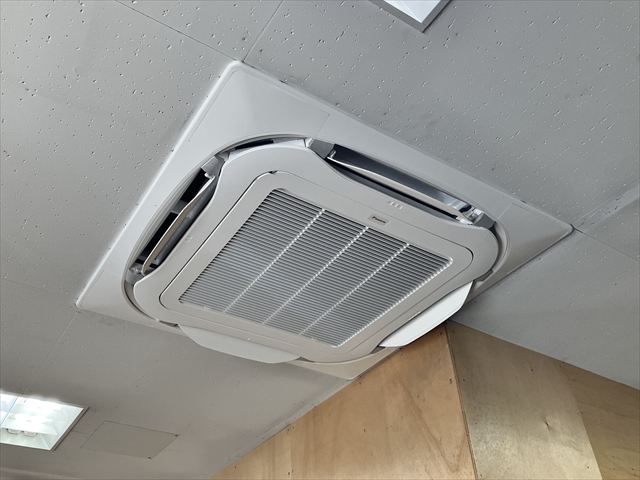 茨城県守谷市 業務用エアコン(パッケージエアコン)工事