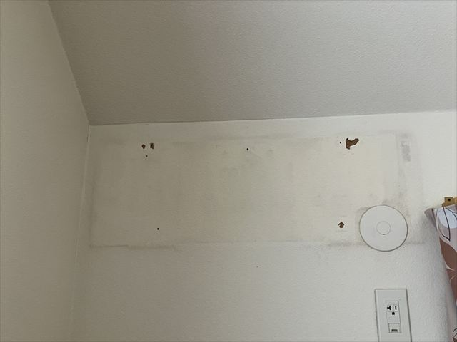 家庭用エアコン交換工事、エアコン3台撤去