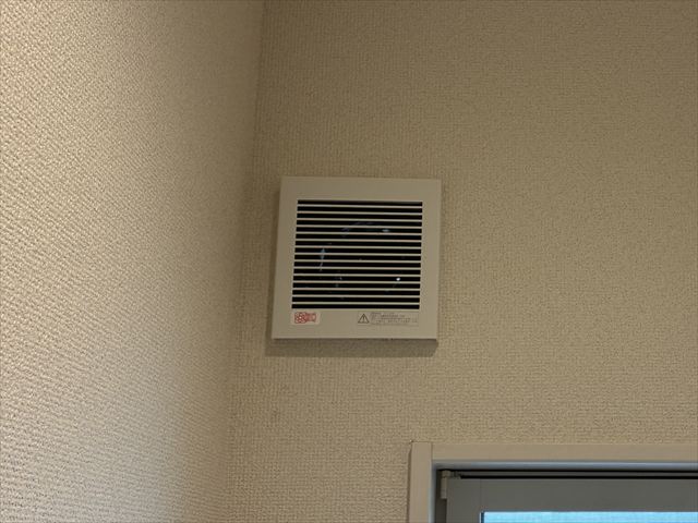 千葉県流山市 家庭用換気扇交換工事