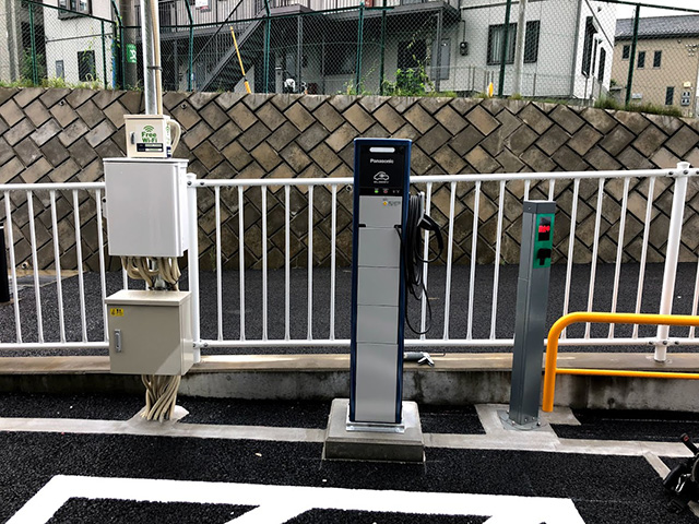 パブリックエリア向け スタンドタイプ