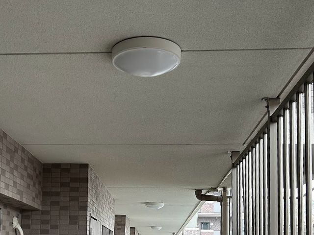 茨城県つくば市 全棟共用部LED化工事