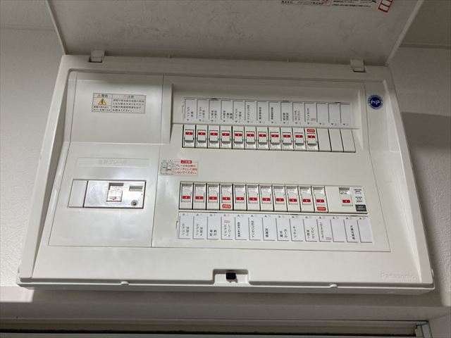 茨城県取手市 家庭用屋外コンセント(専用回路)からテスラウォールコネクター交換工事