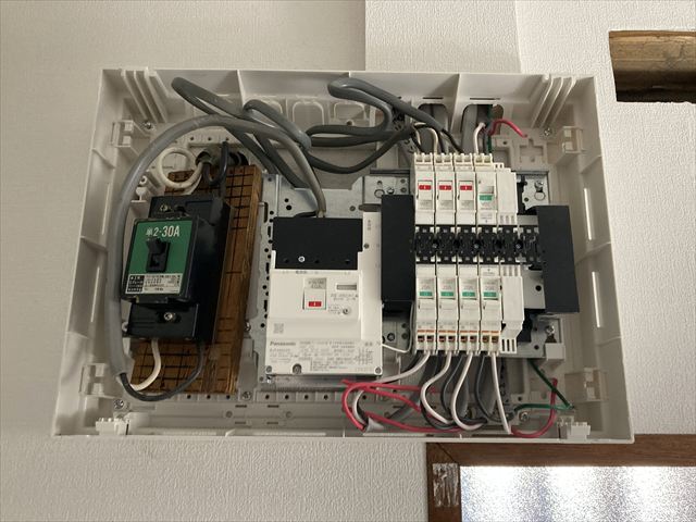 茨城県牛久市 家庭用単三切替工事
