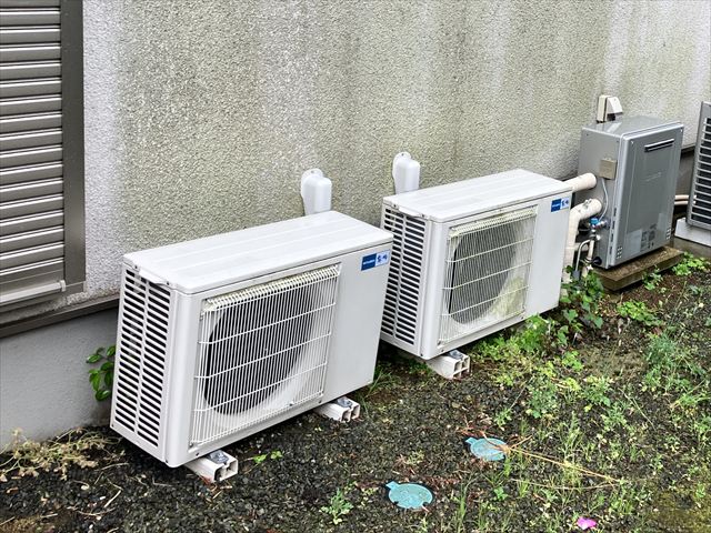 家庭用エアコン交換(4台)・エアコン新規設置(1台)・屋外コンセント増設工事