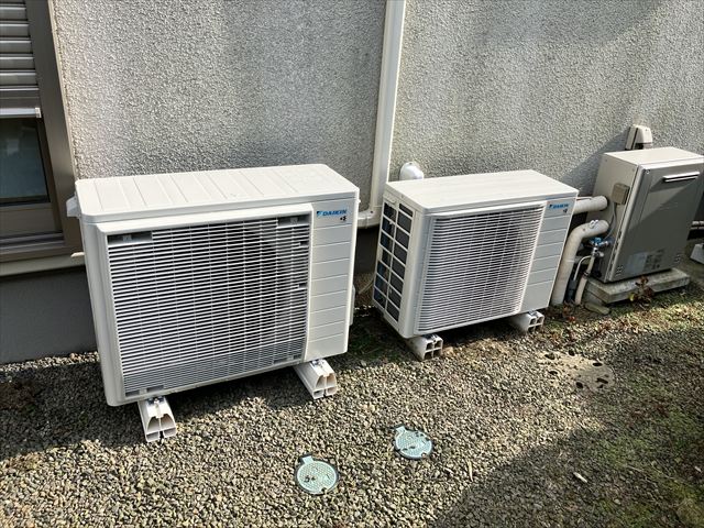 家庭用エアコン交換(4台)・エアコン新規設置(1台)・屋外コンセント増設工事