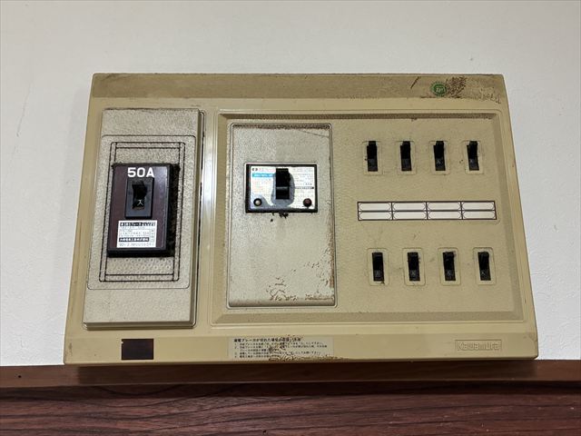 茨城県常総市 家庭用エアコン交換・専用回路設置、分電盤交換工事